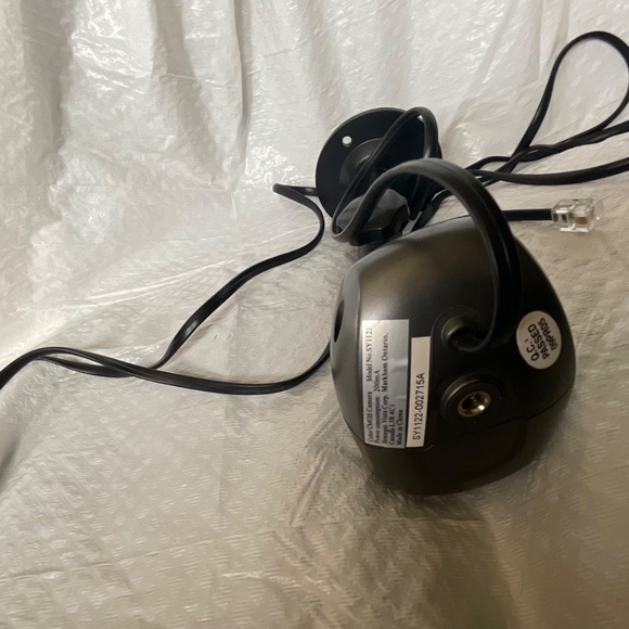 SYLVANIA weatherproof COLOR SECURITY CAMERA NEW INSIDE /OUTSIDE - Picture 8 of 13